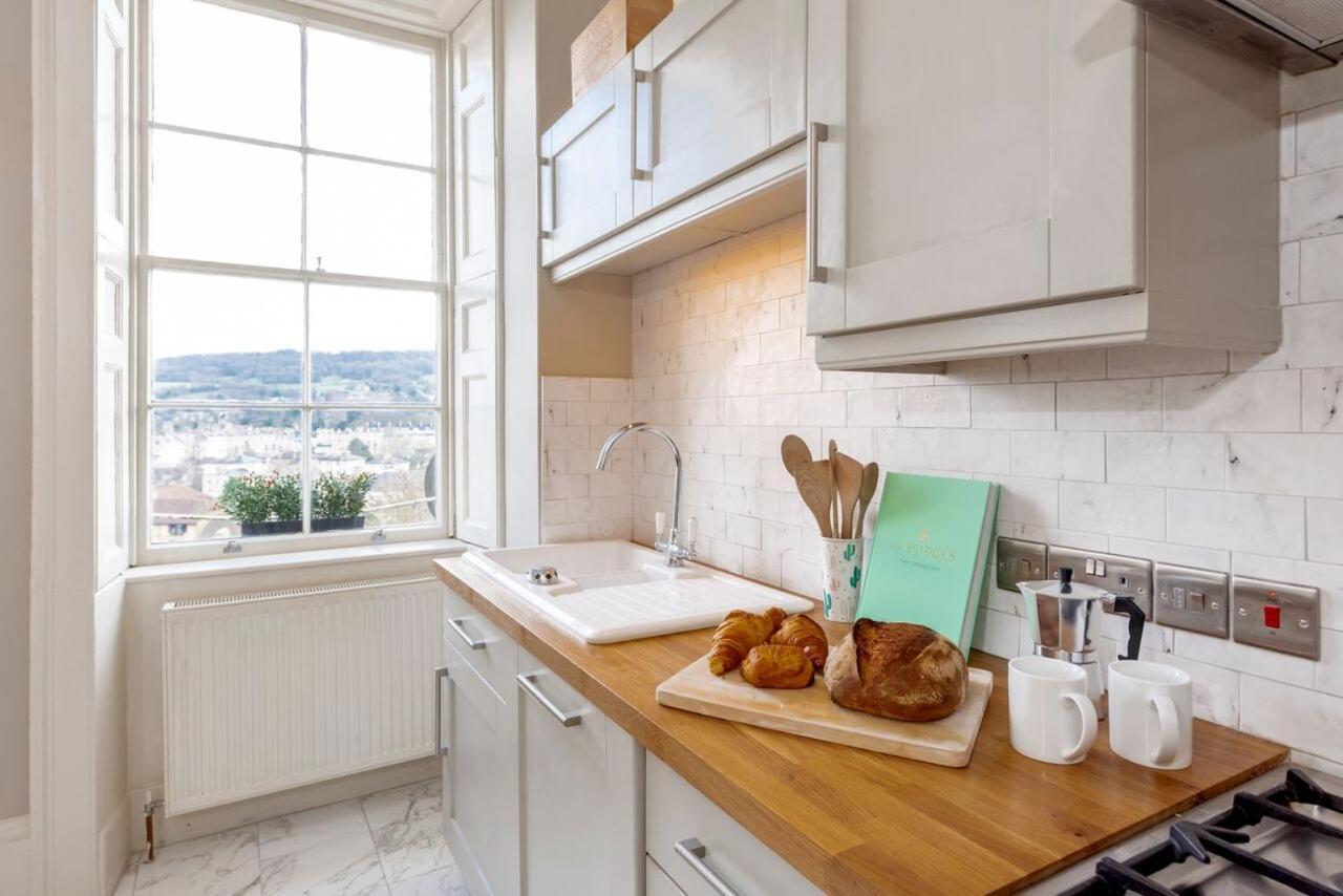 Luxury Two Floor Central Duplex Apartment Free Parking Bath Buitenkant foto